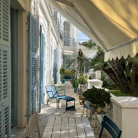 Beautiful Garden Steps From The Lägenhet *